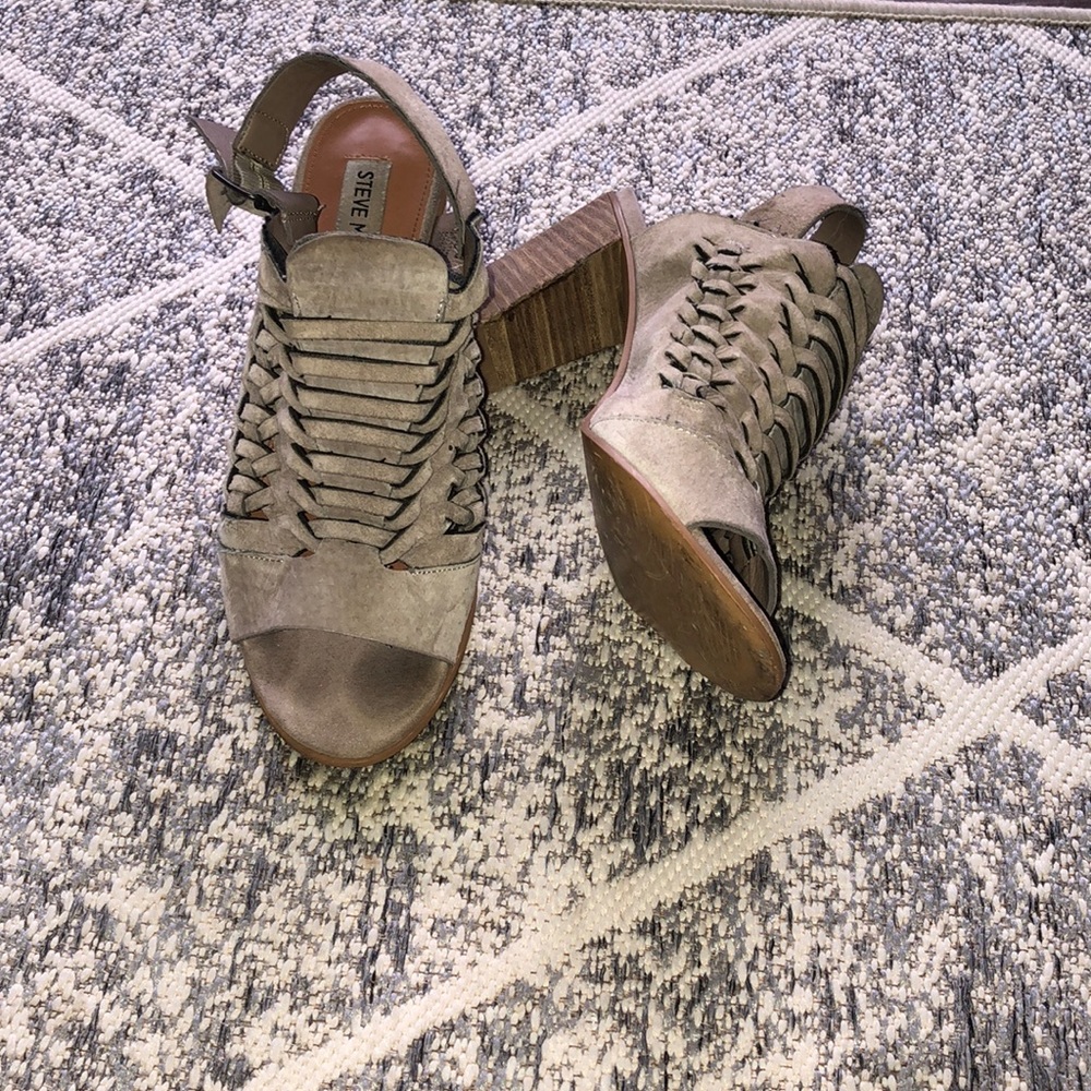 Steve Madden open toe high heeled sling shoes
